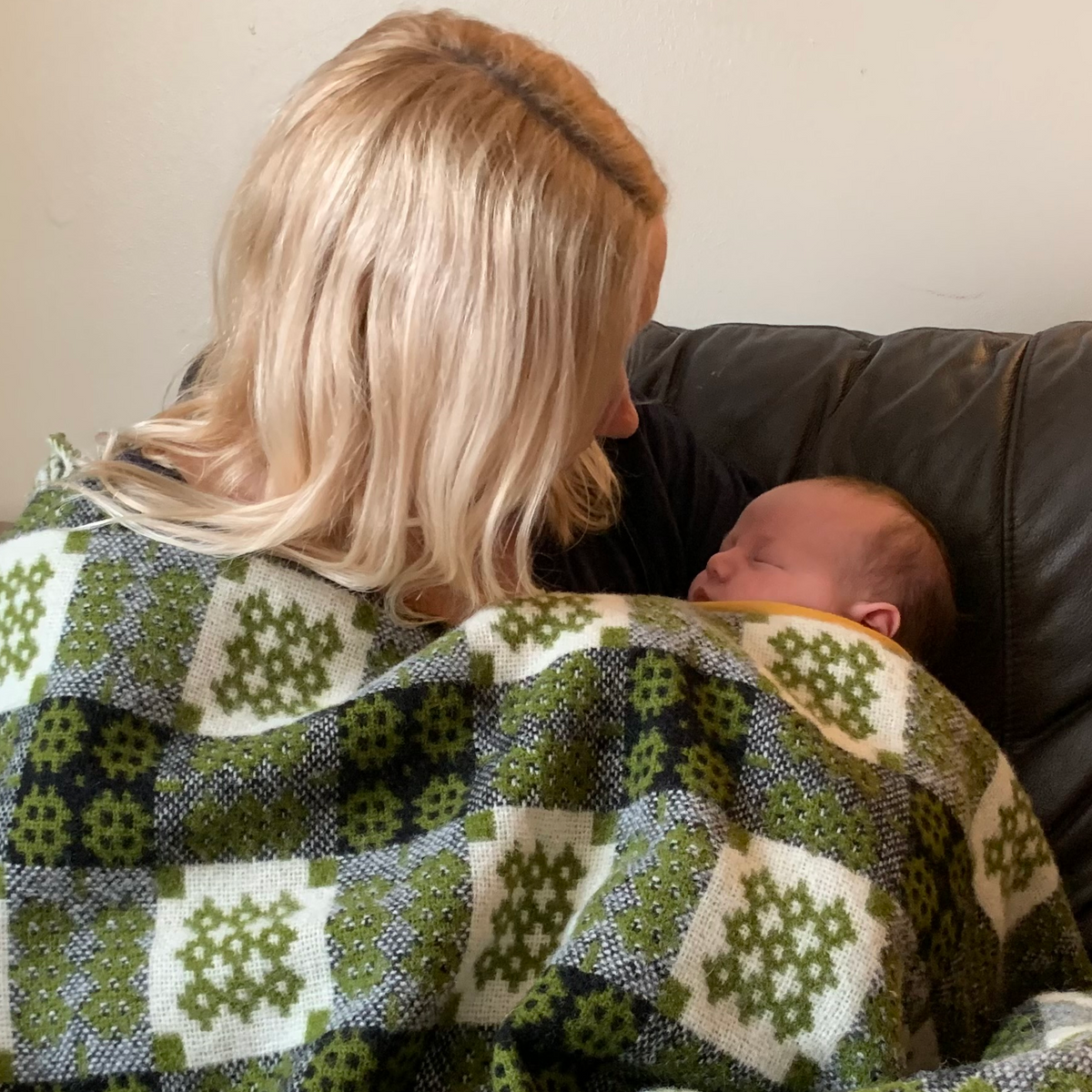 Welsh Tapestry Throw - Rock Mill – Cadwyn Cyf