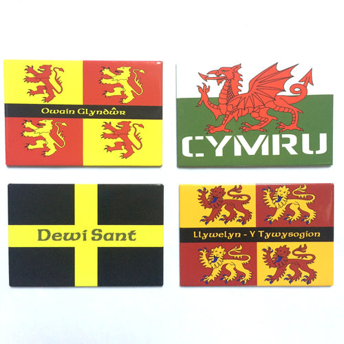 Baneri Cymru - Pecyn o 4 Magned