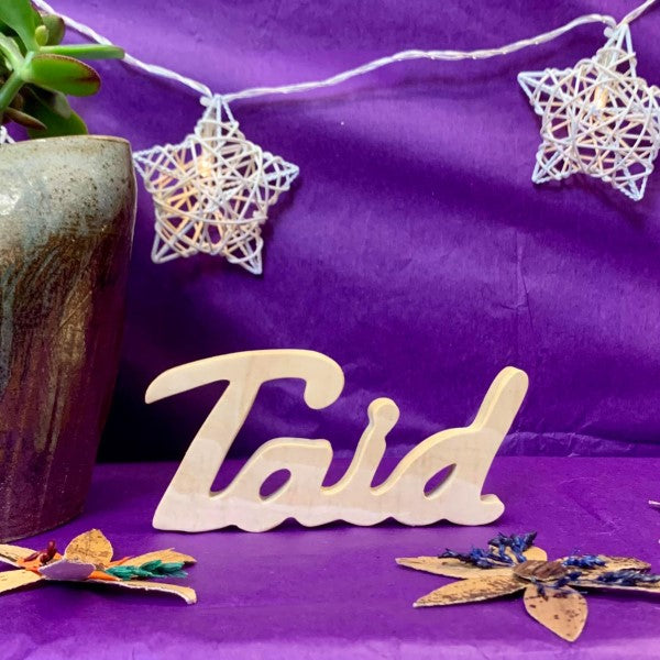 Taid (Grandad) - Freestanding in wood