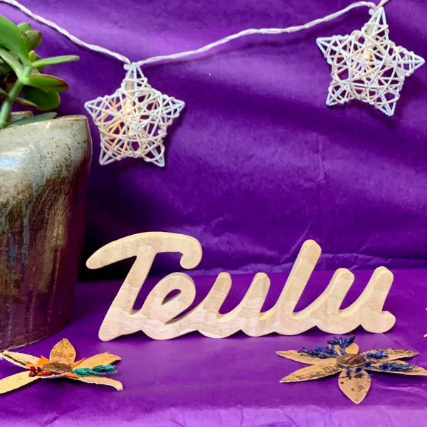 Teulu - Freestanding in wood