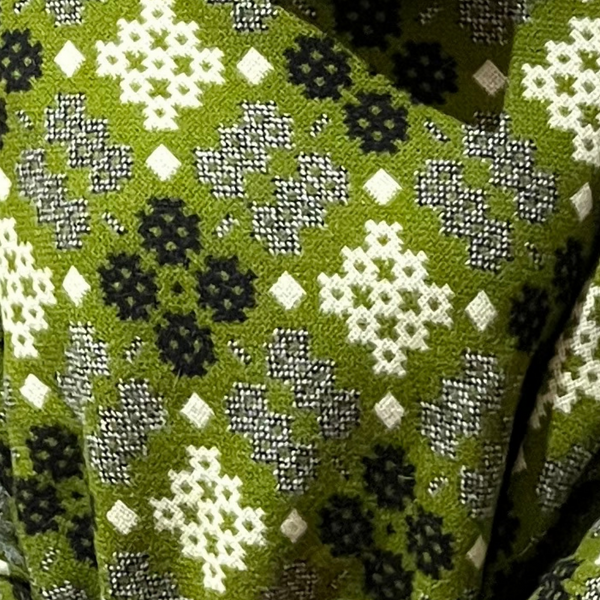 Green Welsh Tapestry Poncho - Tweli