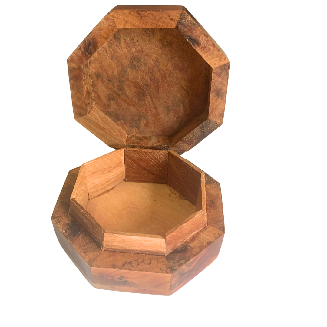Mini Octagonal Box – Cadwyn Cyf