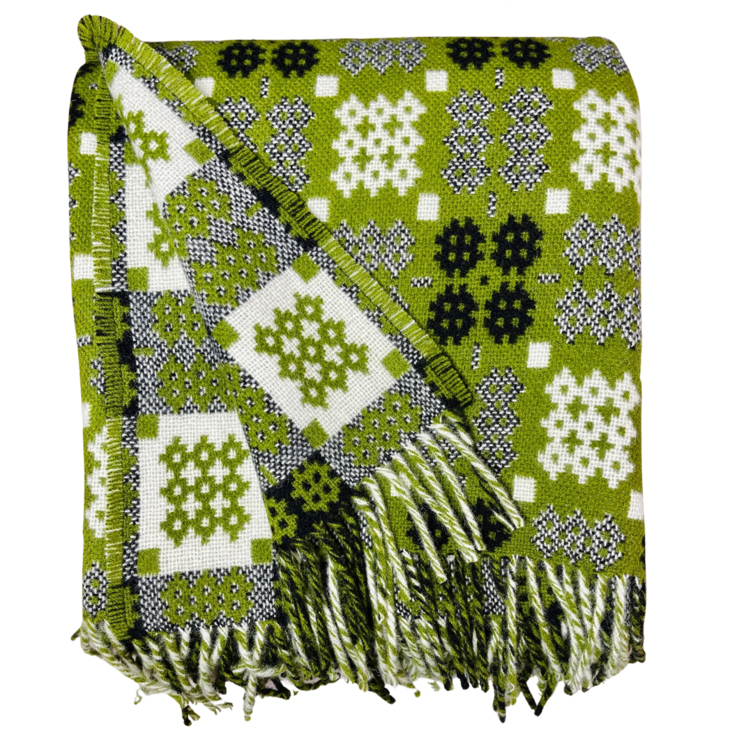 Green Welsh Tapestry Throw - Tweli – Cadwyn Cyf