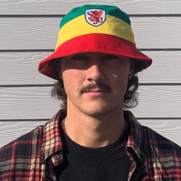 (ADULT) Cymru 'Yma o Hyd' Bucket Hat