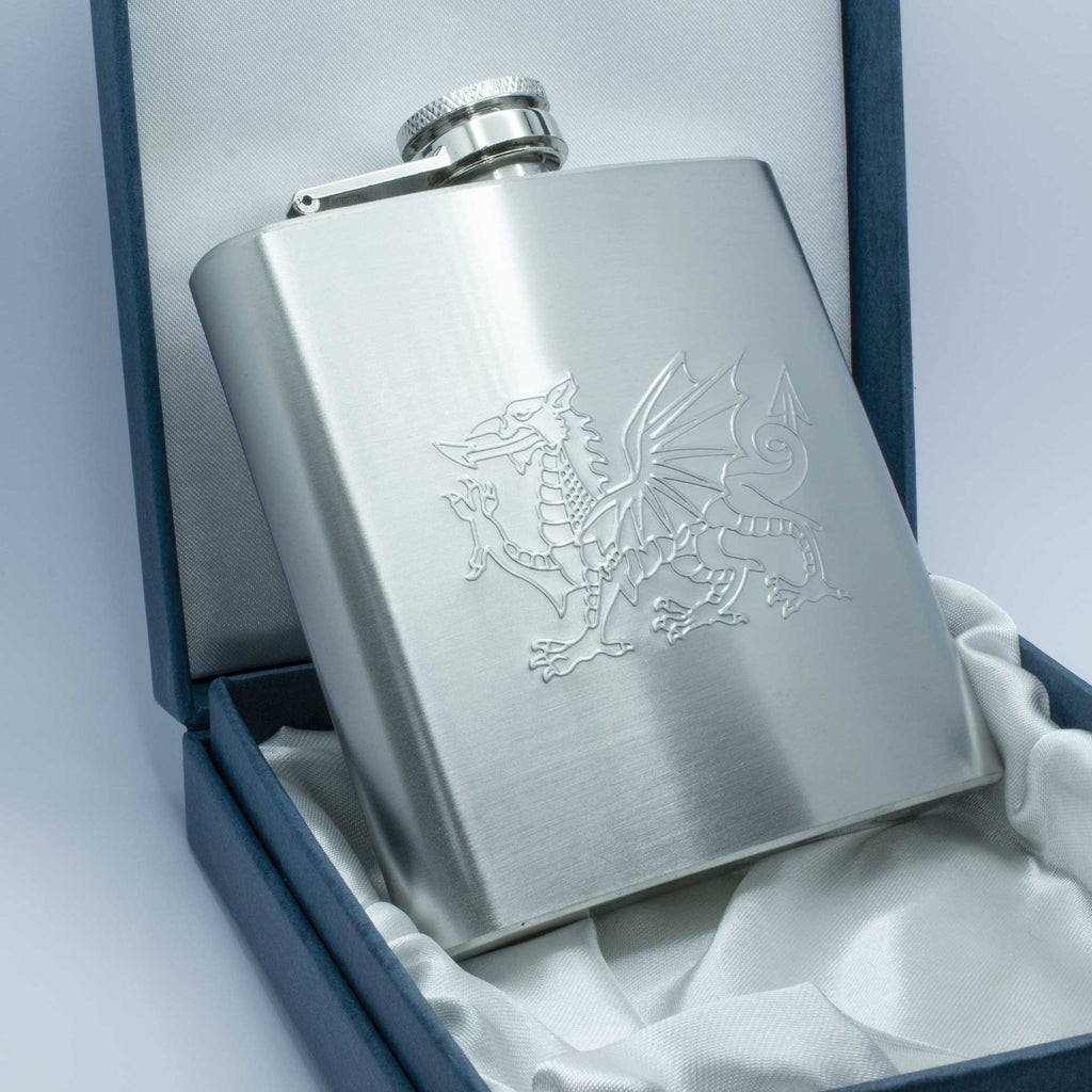 Blame It Sul Lag Gamer 170ml pelle Sintetica Hip Flask Marroncino Blame It Sul Lag Gamer 170ml pelle Sintetica Hip Flask Marroncino