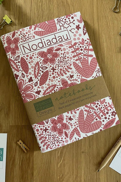 Set o Lyfrau Nodiadau Blodeuog - Set o 3