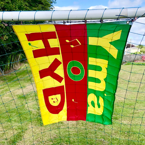 "Yma o Hyd" 5' x 3' - Welsh Flags